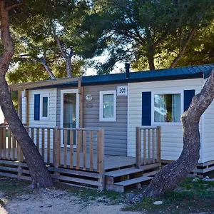 Martigues, Camping De L'arquet **** Martigues